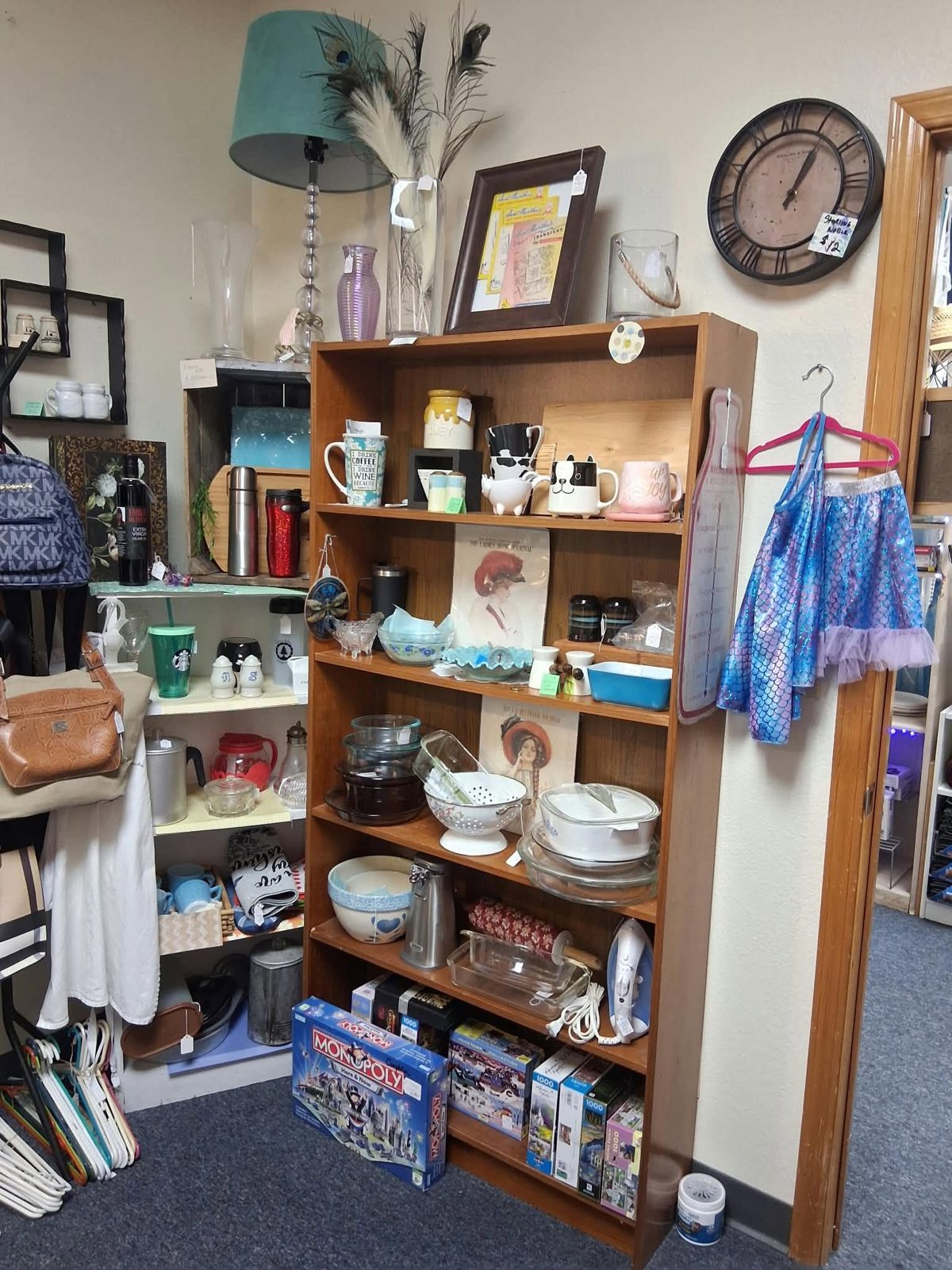 Shelves of glassware, kitchen goods and gifts